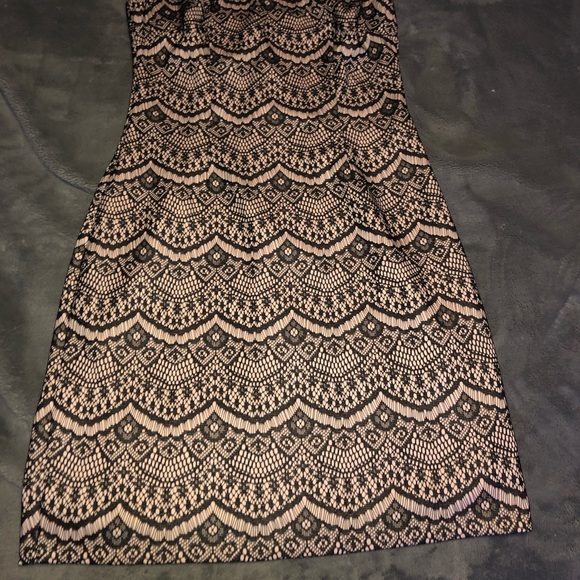 NWT Guess dress - Picture 2 of 6